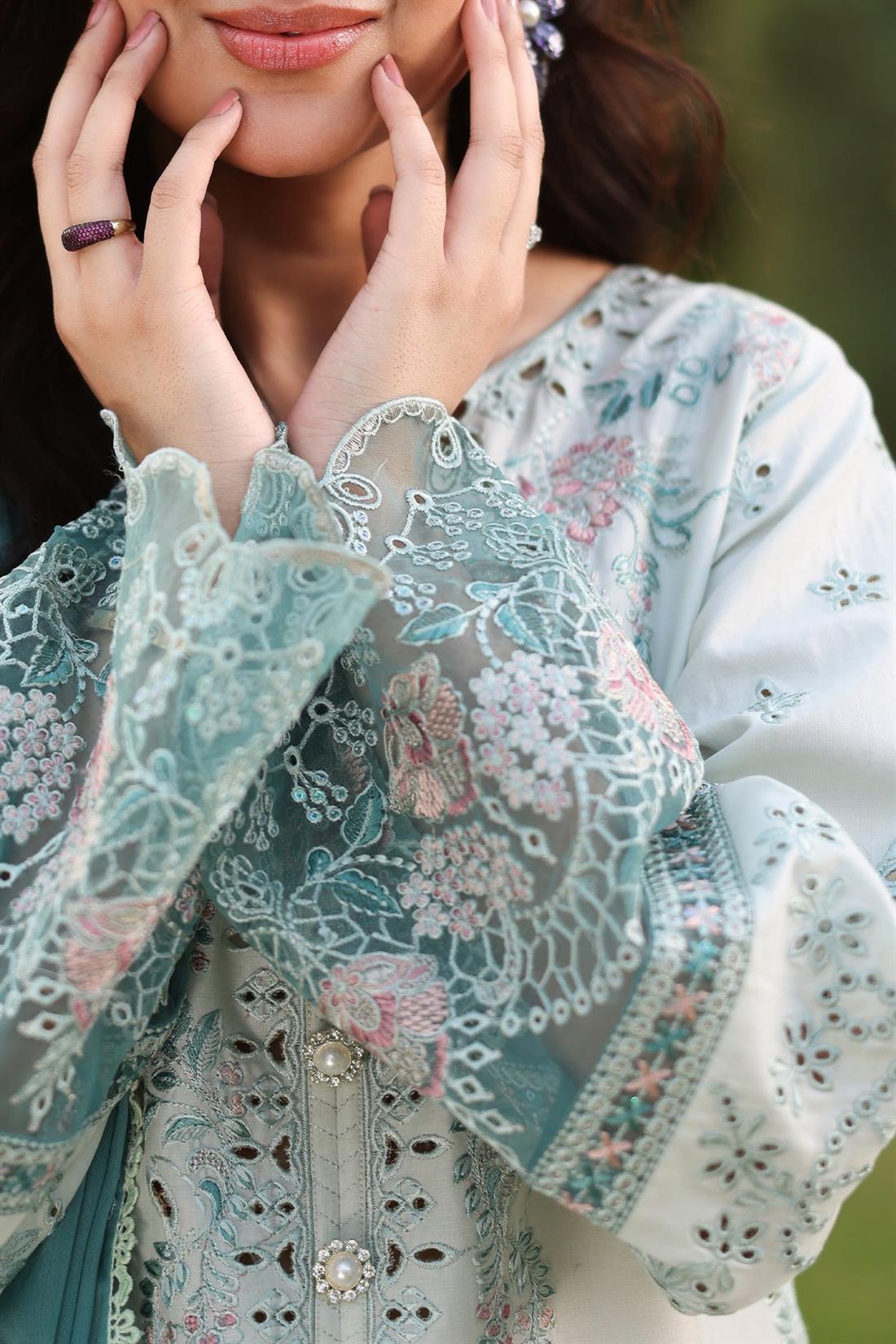 Women's Designer Collection SERENE LAWN PREMIUM COLLECTION