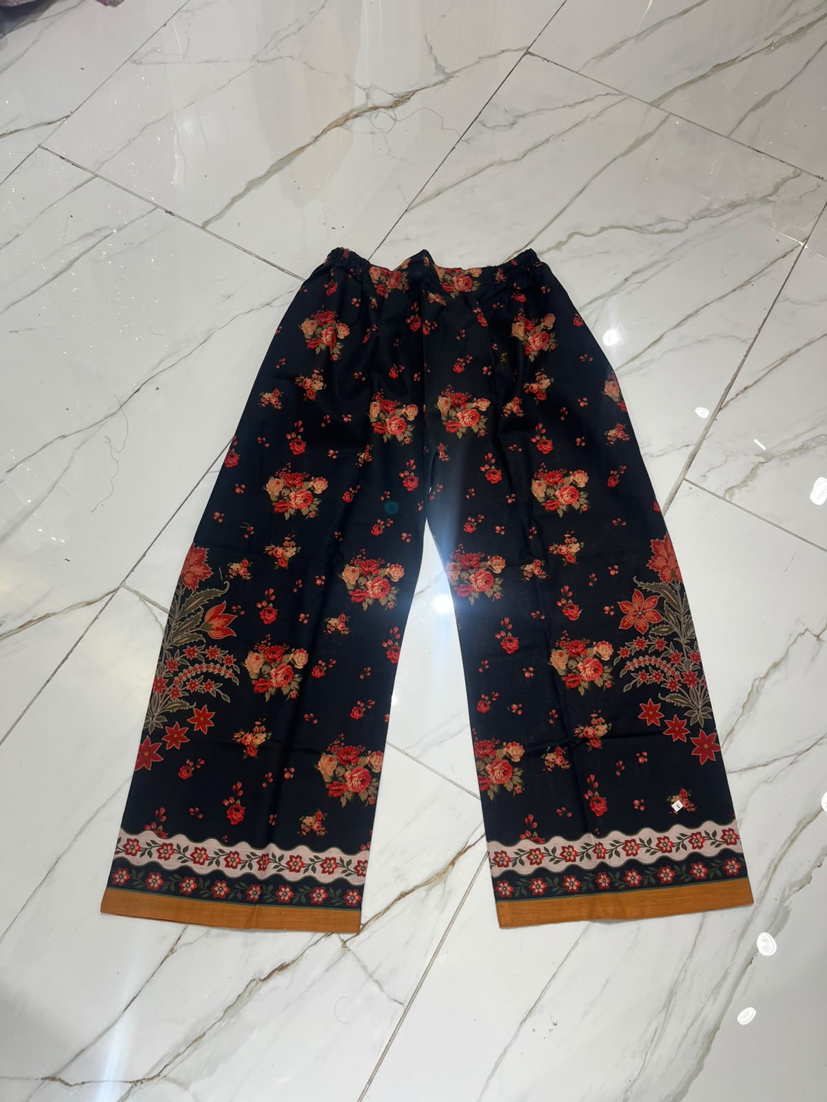 SADABAHAR KHADDAR EMBROIDERED COLLECTION