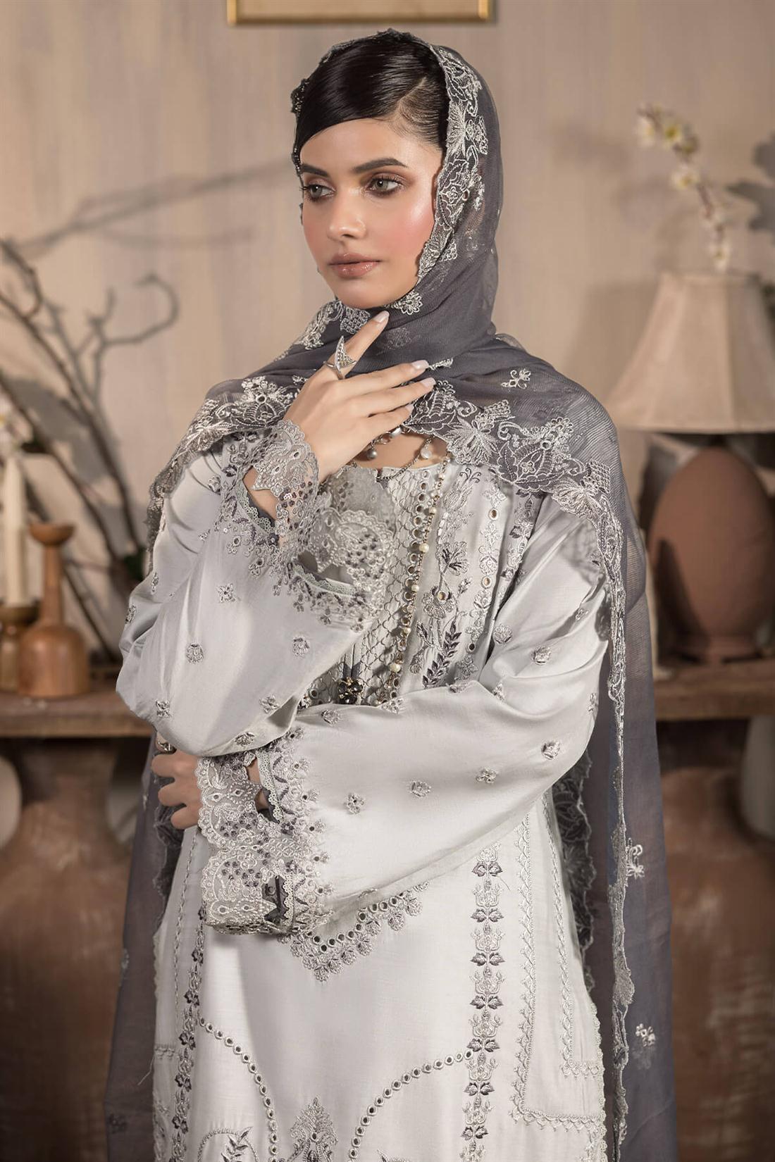 Women's Designer Collection CELESTE PRET