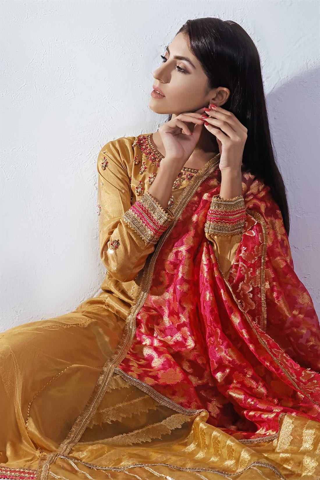 Pakistani Designer ZAINAB HASSAN 3 piece stitched women suit